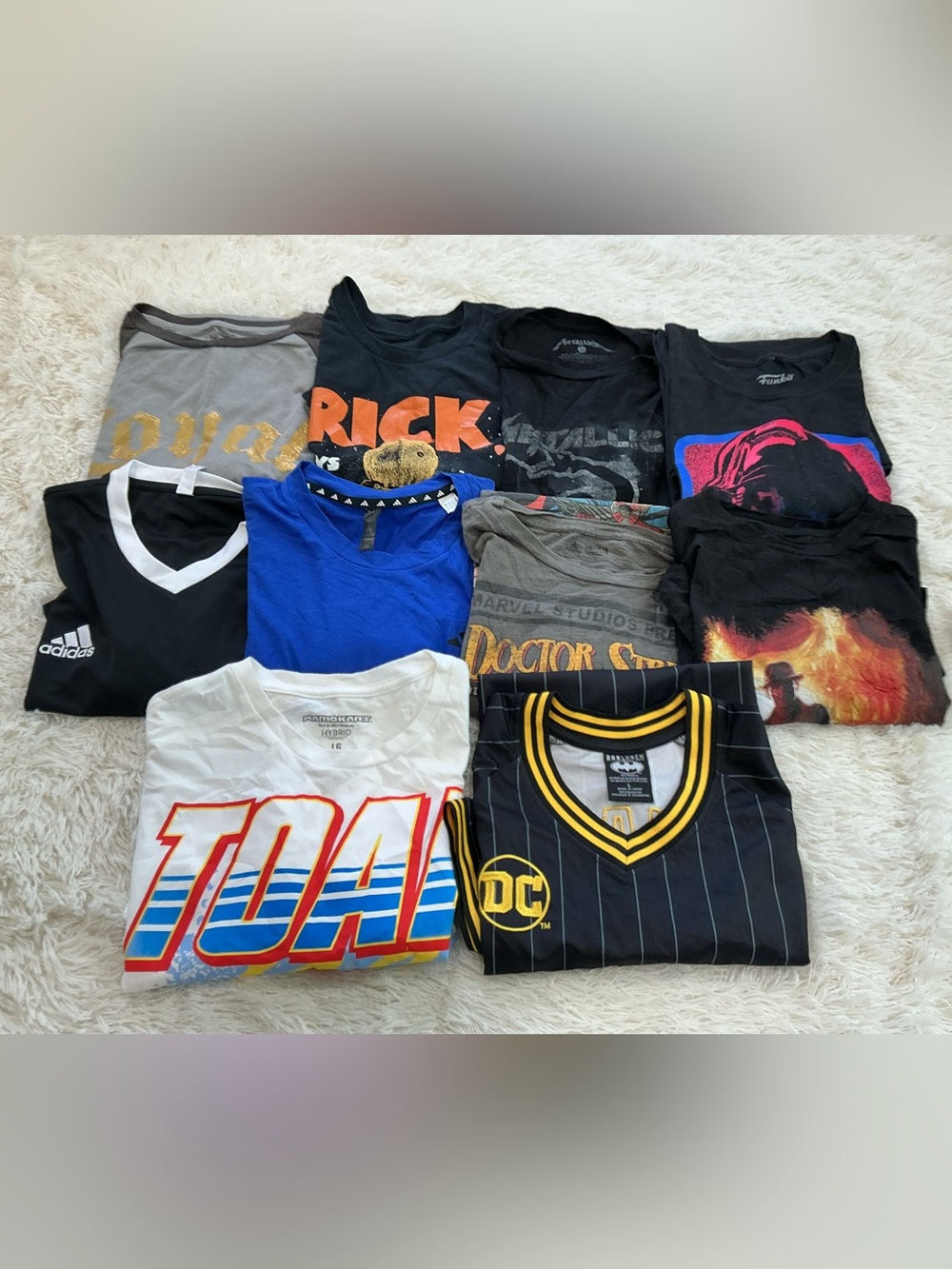Bundle of 10 Men’s Large T-shirts Marvel DC Star Wars Harry Potter Mario Adidas